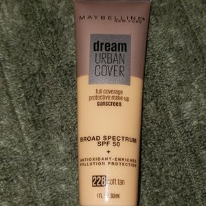 MAYBELLINE foundation